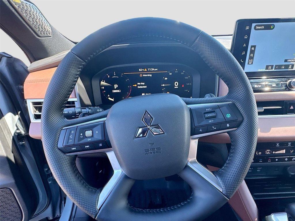 new 2025 Mitsubishi Outlander car, priced at $39,600