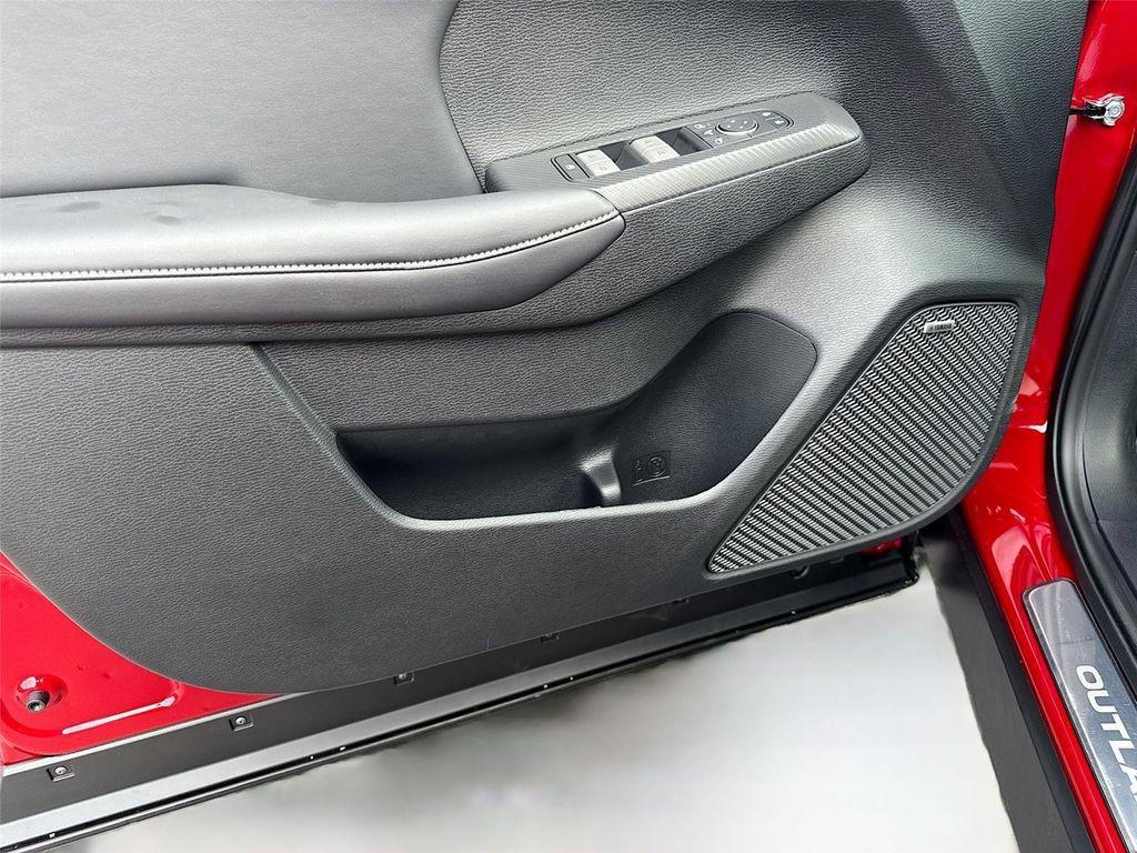 new 2026 Mitsubishi Outlander car, priced at $37,875