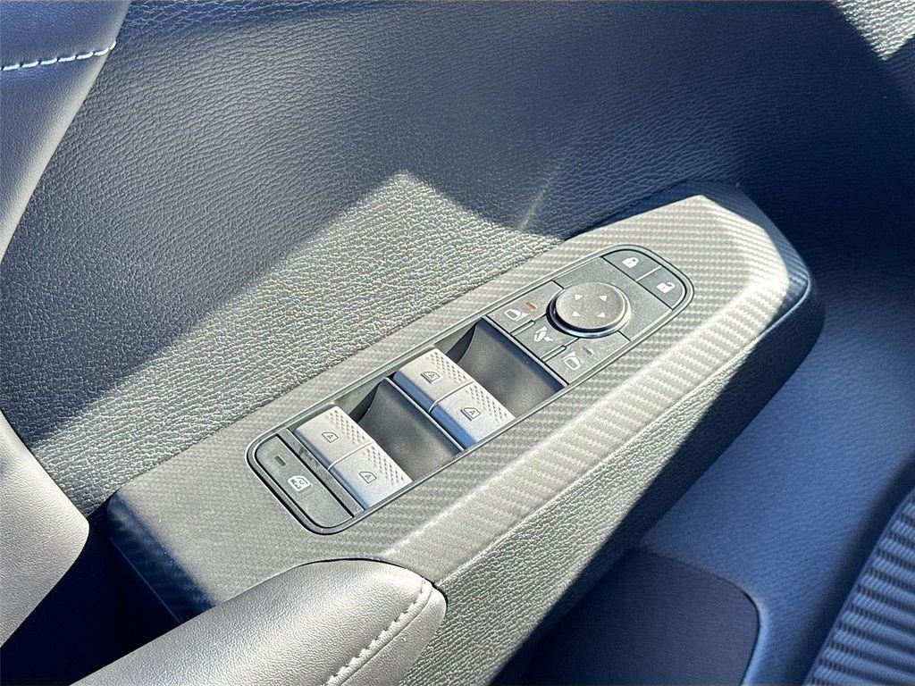 new 2025 Mitsubishi Outlander car, priced at $38,355