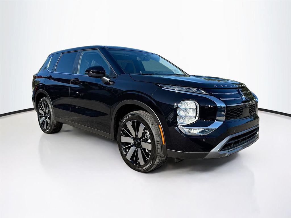 new 2025 Mitsubishi Outlander car, priced at $38,355