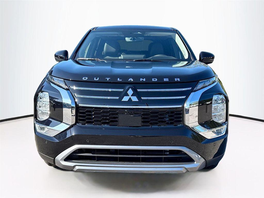 new 2025 Mitsubishi Outlander car, priced at $38,355