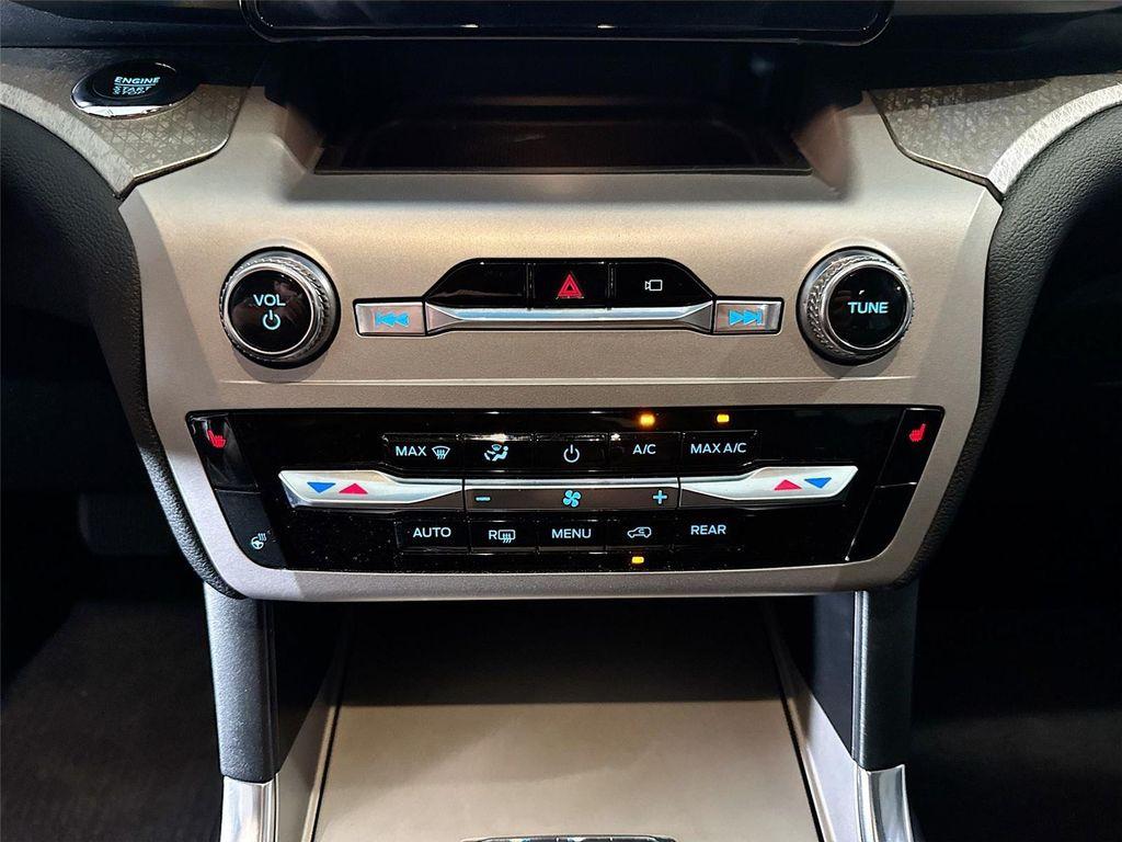 used 2022 Ford Explorer car, priced at $28,000