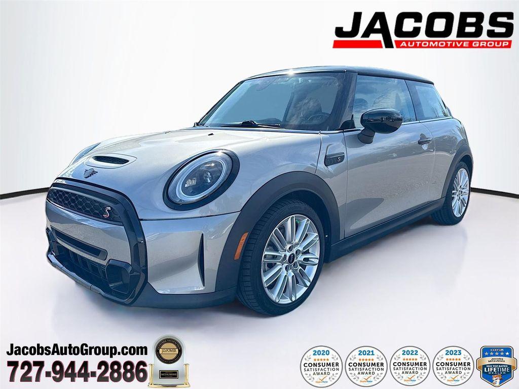 used 2024 MINI Hardtop car, priced at $21,700