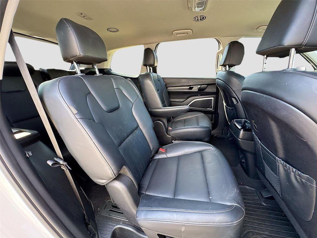 used 2024 Kia Telluride car, priced at $29,500
