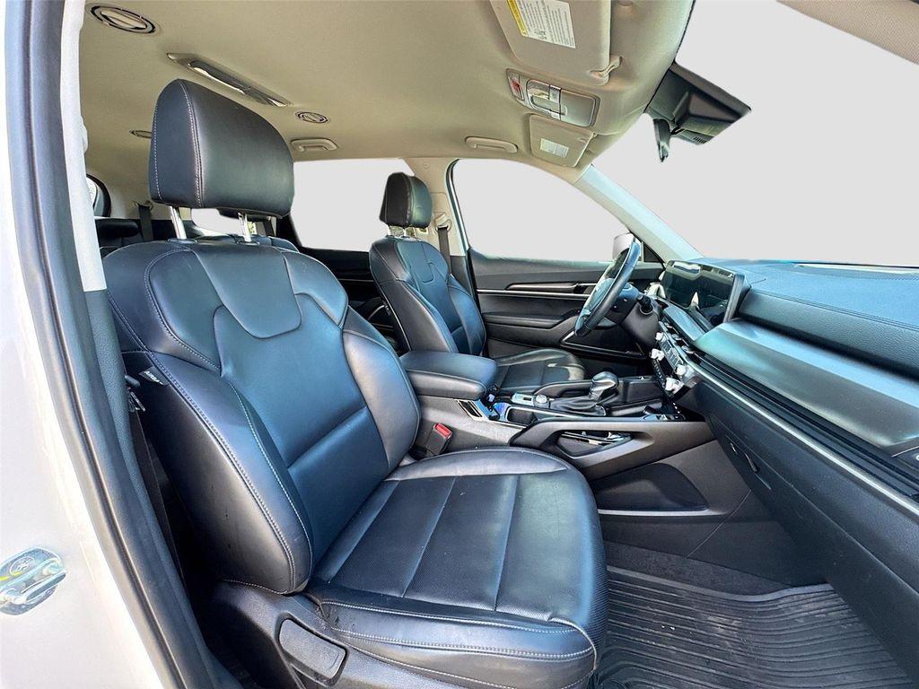 used 2024 Kia Telluride car, priced at $29,500