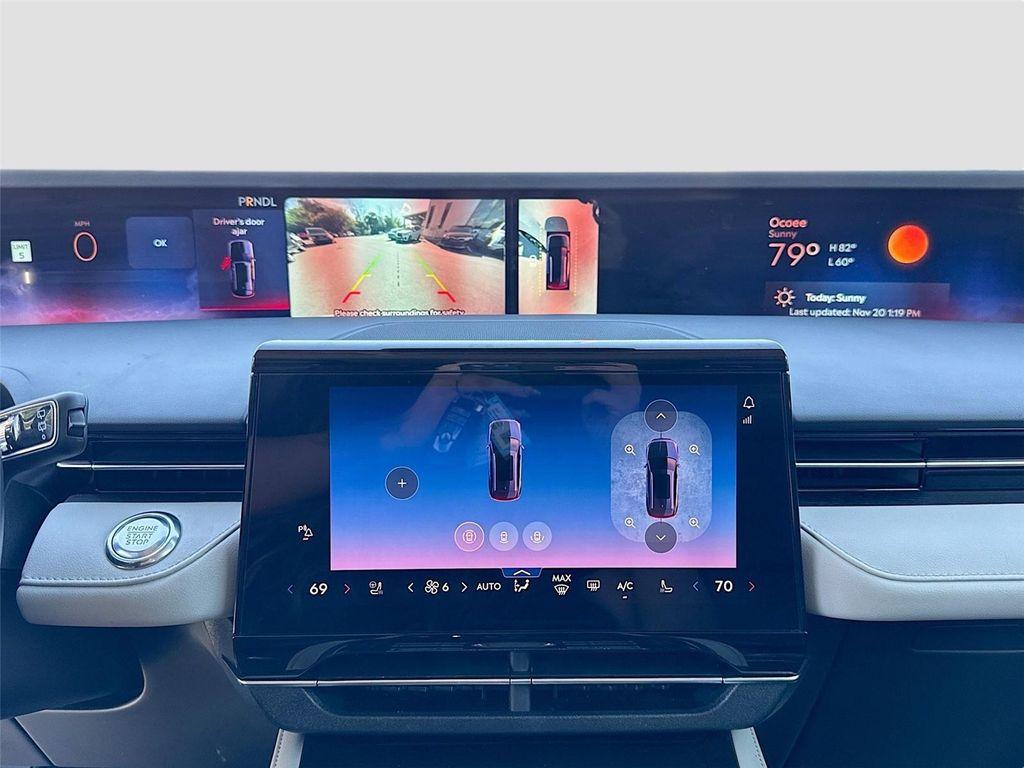 used 2024 Lincoln Nautilus car, priced at $42,970