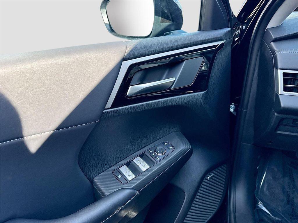 new 2026 Mitsubishi Outlander car, priced at $33,000