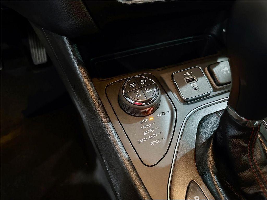 used 2021 Jeep Cherokee car, priced at $17,120