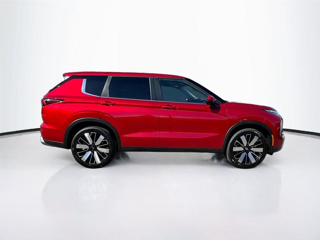 new 2026 Mitsubishi Outlander car, priced at $37,875