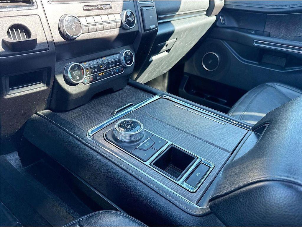 used 2021 Ford Expedition car, priced at $31,990