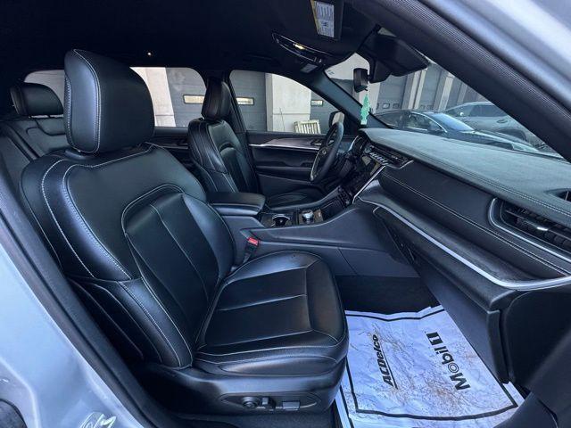 used 2024 Jeep Grand Cherokee car, priced at $26,999