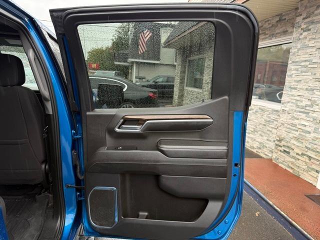 used 2023 GMC Sierra 1500 car, priced at $39,196