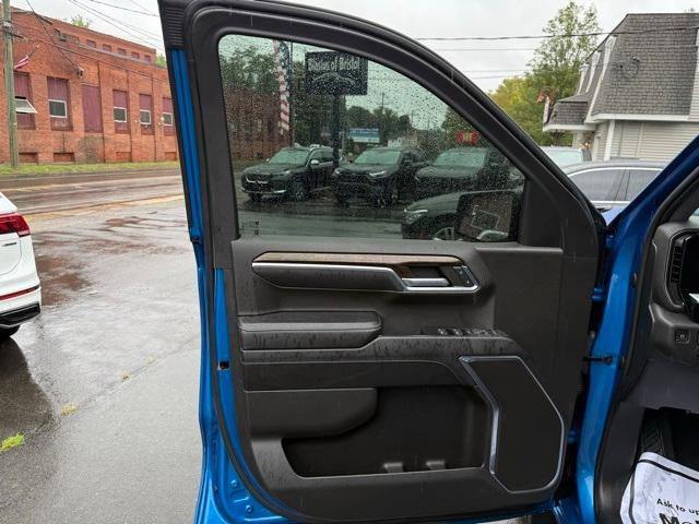 used 2023 GMC Sierra 1500 car, priced at $39,196