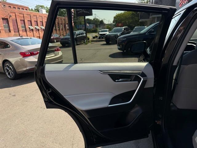 used 2022 Toyota RAV4 Hybrid car, priced at $25,917