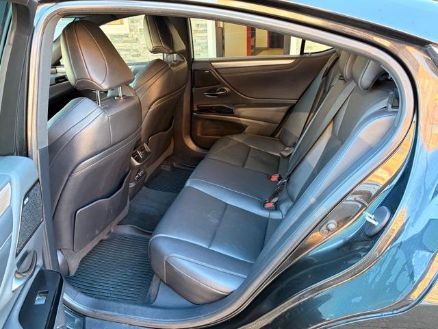 used 2022 Lexus ES 350 car, priced at $31,889