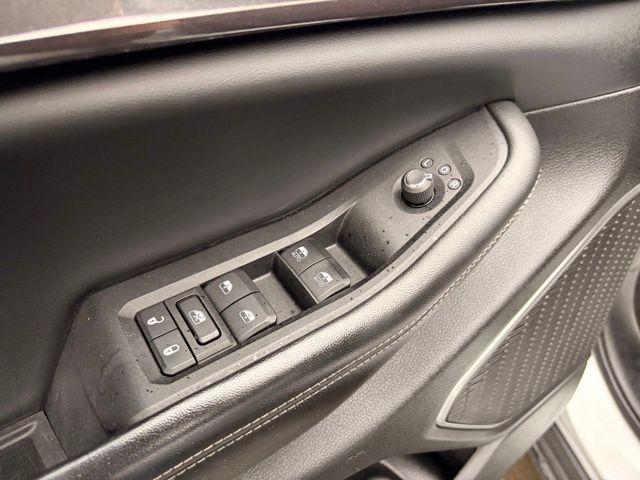 used 2022 Jeep Grand Cherokee car, priced at $22,999