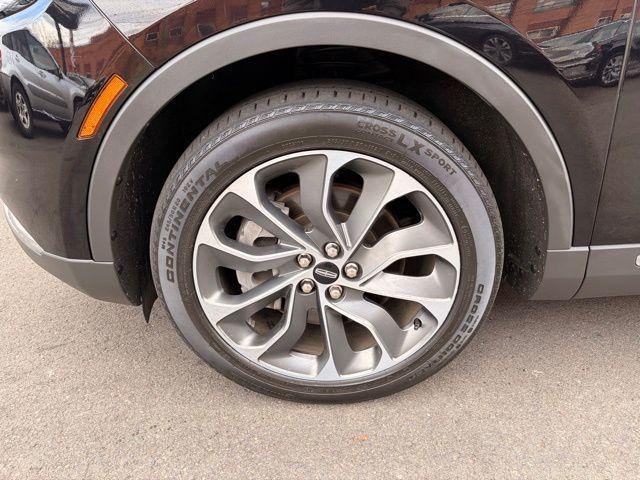 used 2021 Lincoln Nautilus car, priced at $26,499