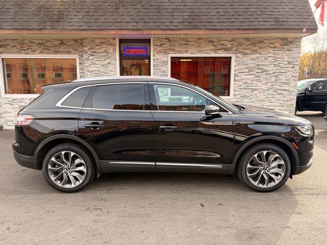 used 2021 Lincoln Nautilus car, priced at $26,499