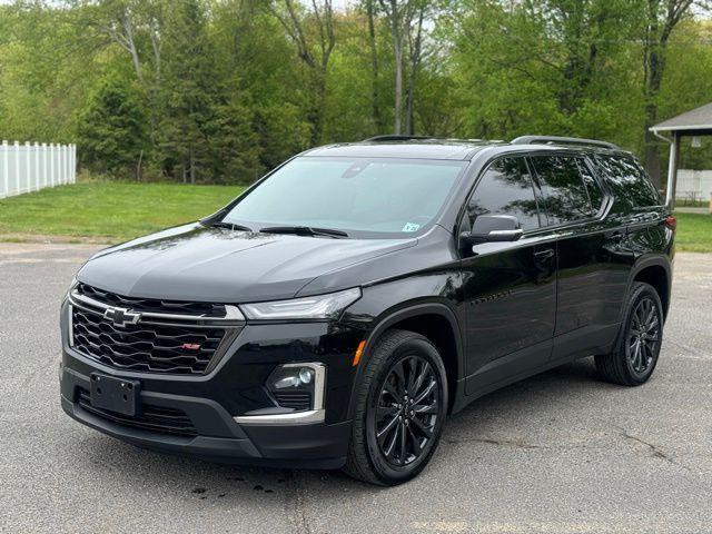 used 2023 Chevrolet Traverse car, priced at $33,999