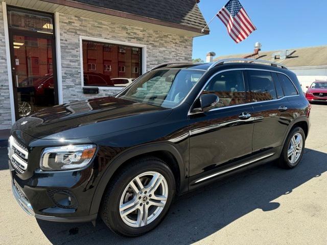 used 2022 Mercedes-Benz GLB 250 car, priced at $24,409