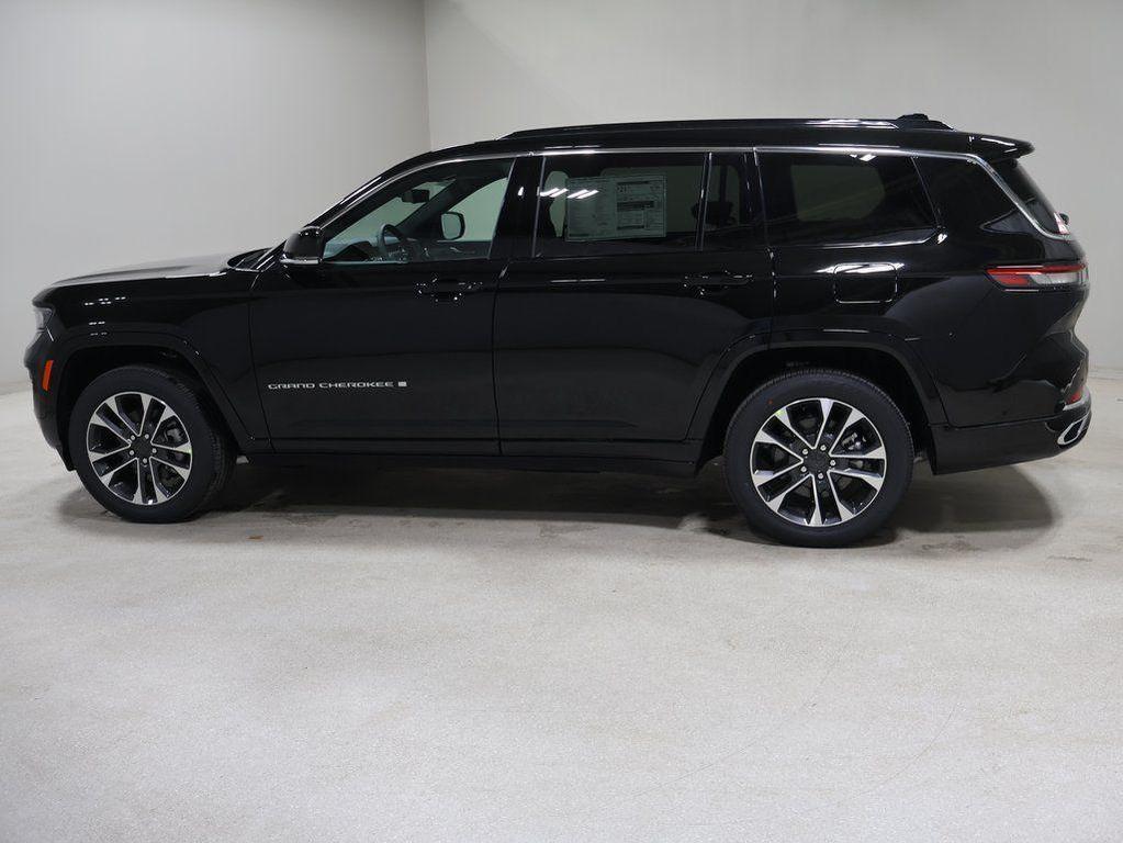 new 2025 Jeep Grand Cherokee L car, priced at $60,879