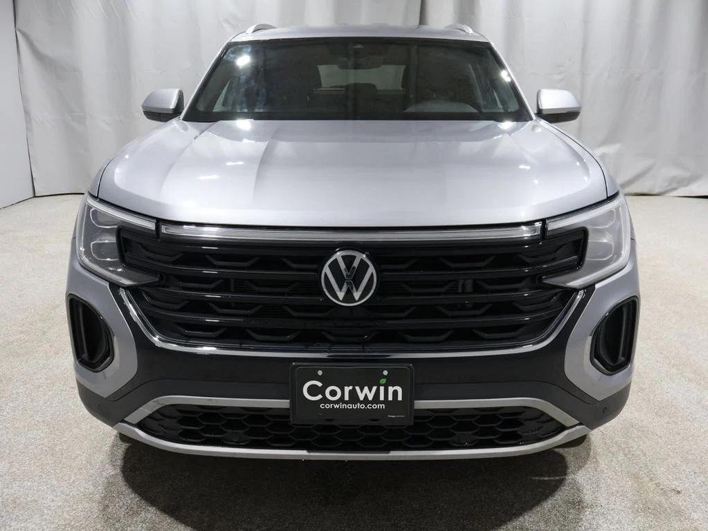 used 2025 Volkswagen Atlas Cross Sport car, priced at $29,500