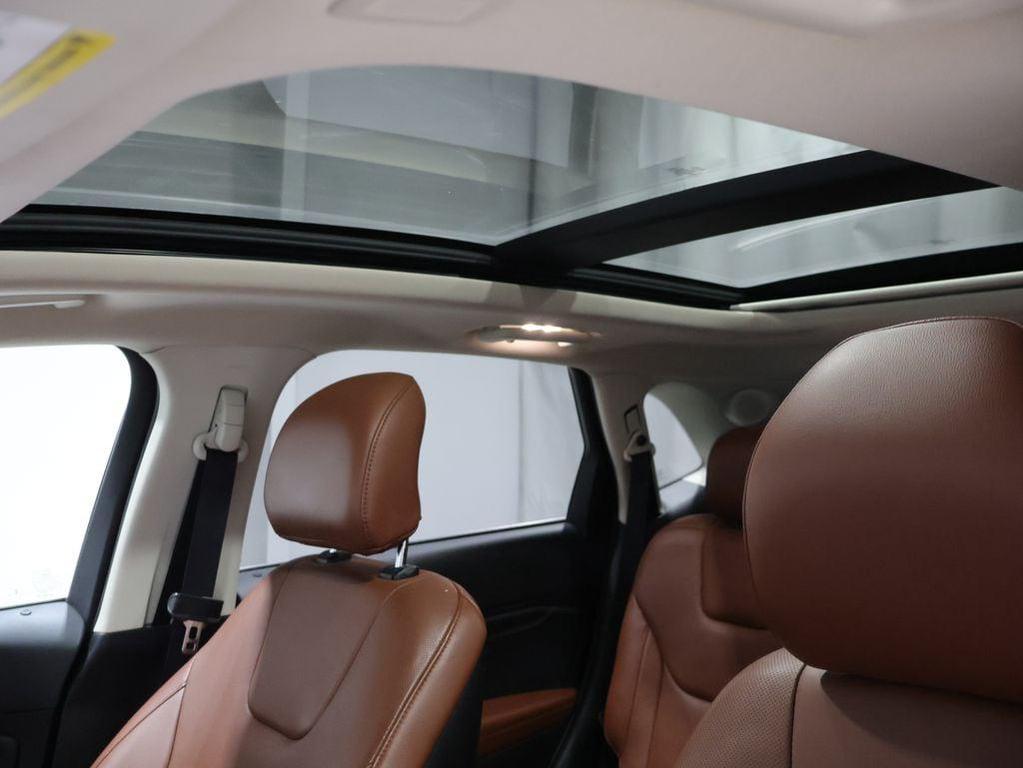 used 2019 Ford Edge car, priced at $17,634