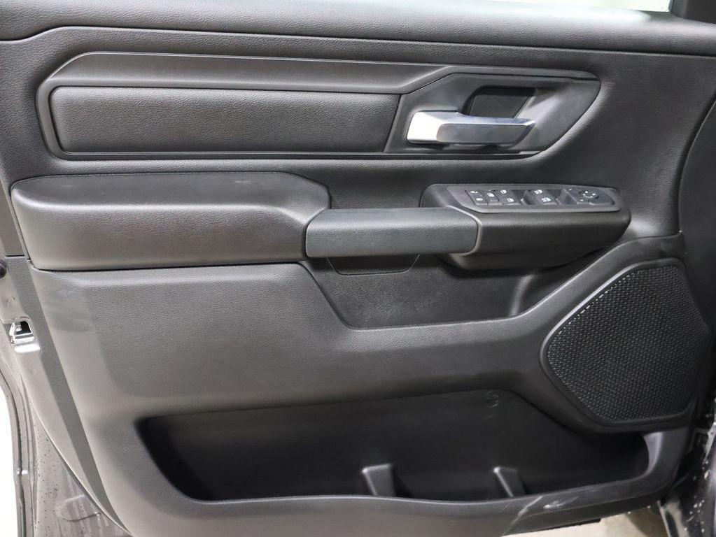 new 2025 Ram 1500 car, priced at $42,401