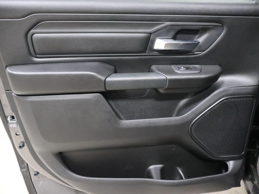 new 2025 Ram 1500 car, priced at $42,401