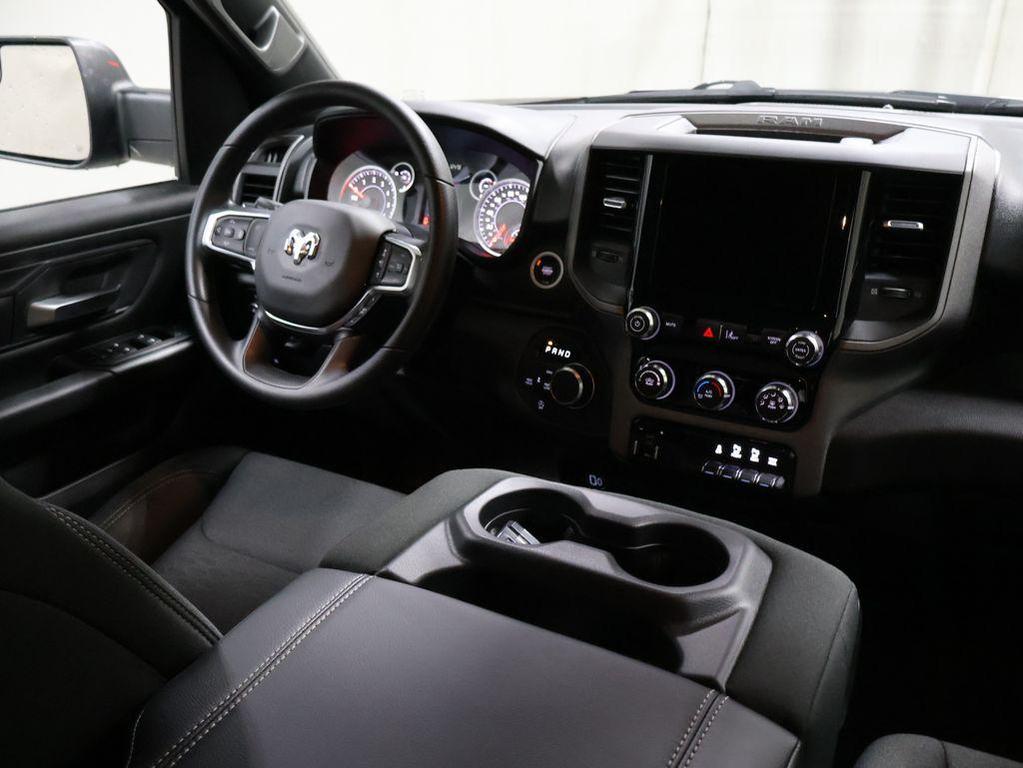 new 2025 Ram 1500 car, priced at $42,401