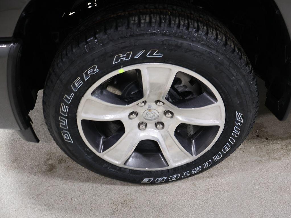 new 2025 Ram 1500 car, priced at $42,401