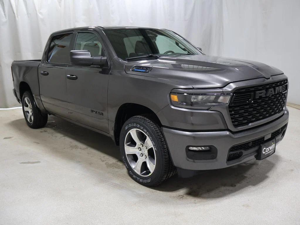 new 2025 Ram 1500 car, priced at $42,401