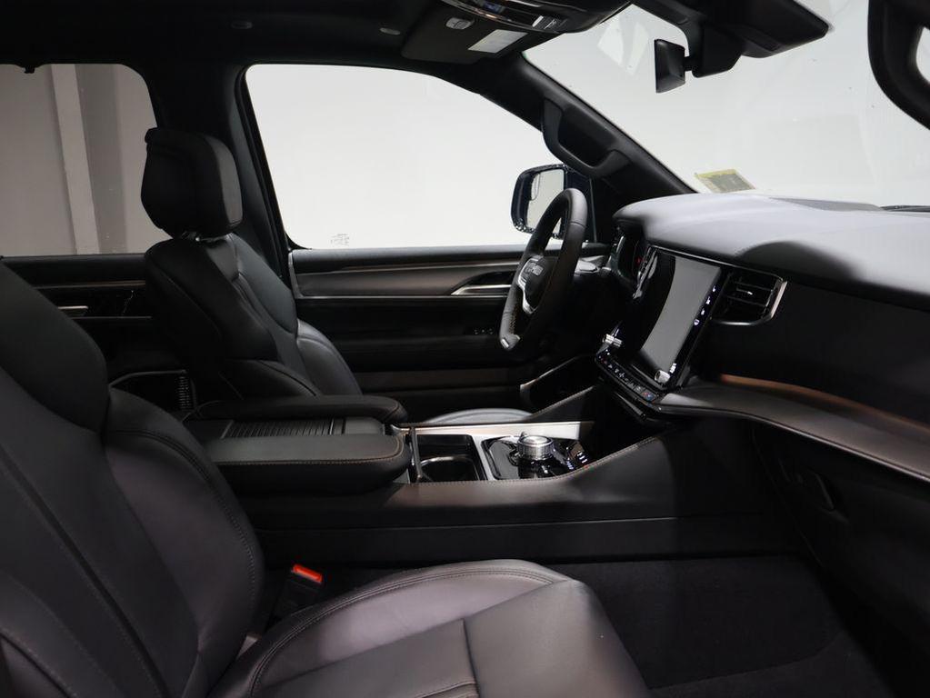 new 2026 Jeep Grand Wagoneer car, priced at $80,454