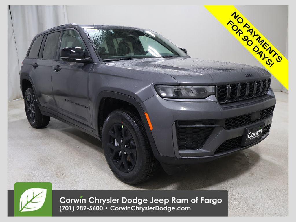 new 2026 Jeep Grand Cherokee car, priced at $45,703