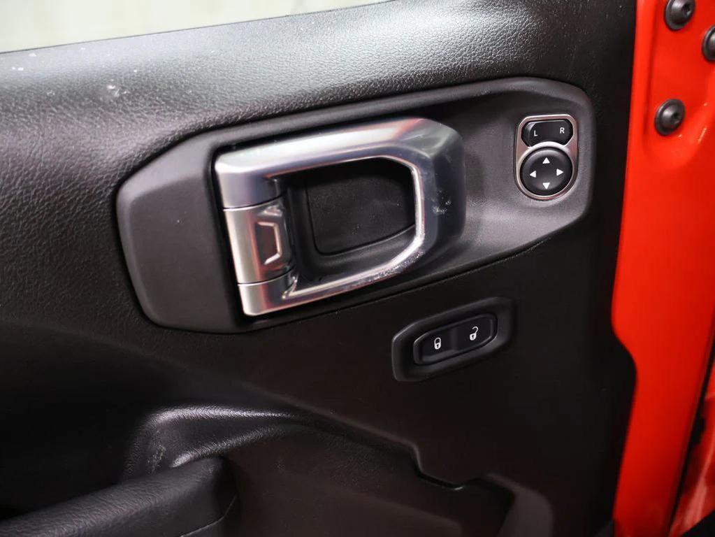 new 2026 Jeep Wrangler car, priced at $46,930