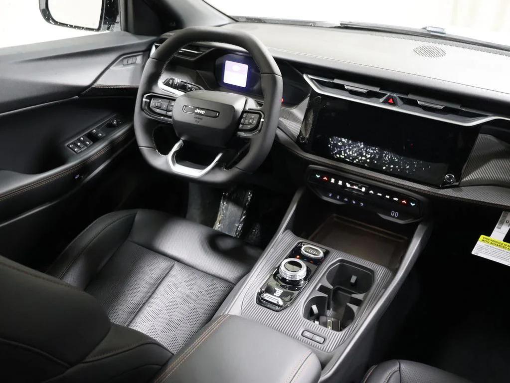 new 2026 Jeep Cherokee car, priced at $46,266