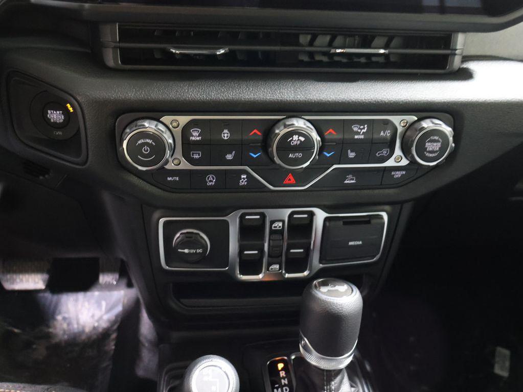 new 2026 Jeep Wrangler car, priced at $47,907