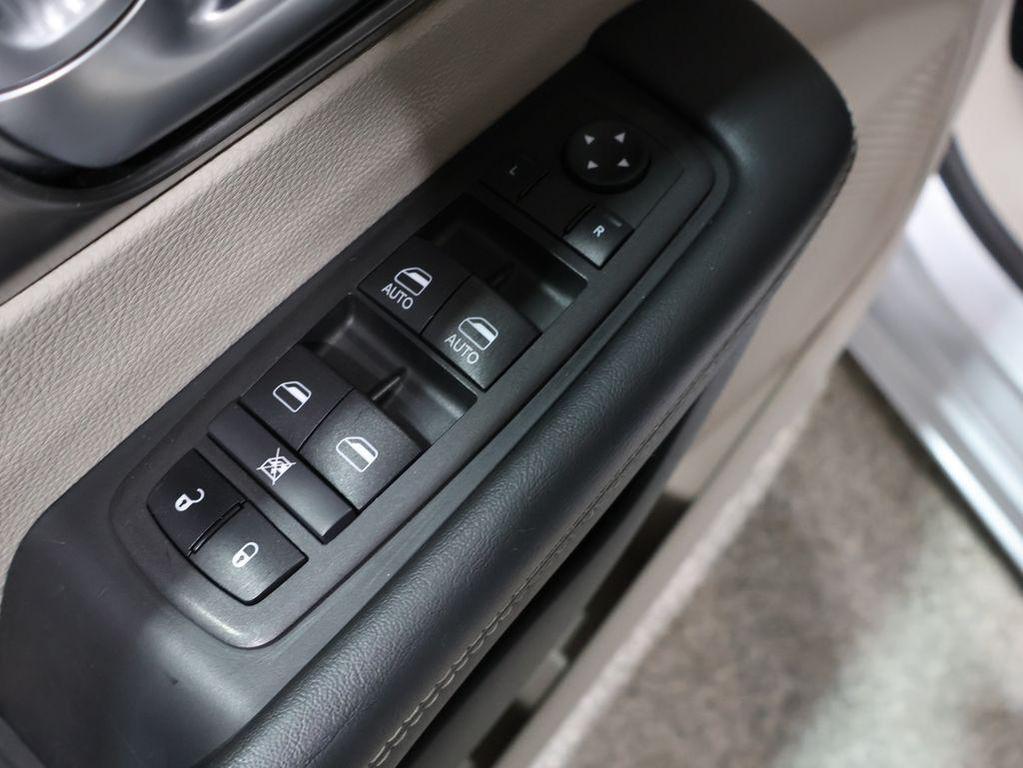 used 2024 Chrysler Pacifica car, priced at $28,500