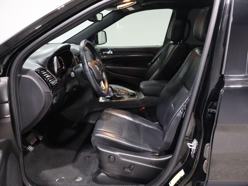 used 2021 Jeep Grand Cherokee car, priced at $28,500