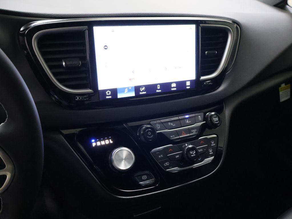 new 2026 Chrysler Voyager car, priced at $40,365