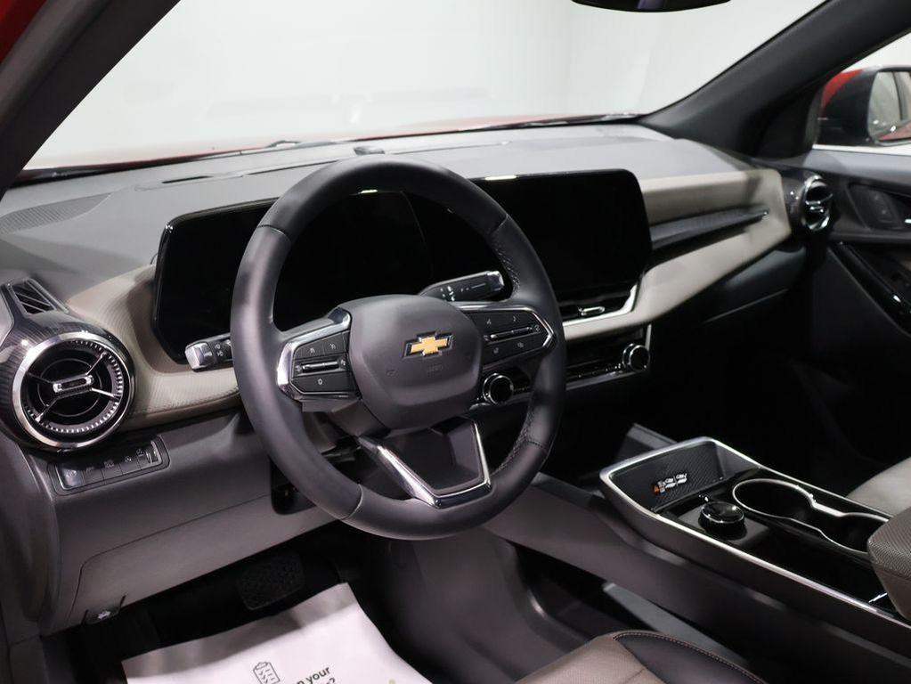 used 2026 Chevrolet Equinox car, priced at $31,000