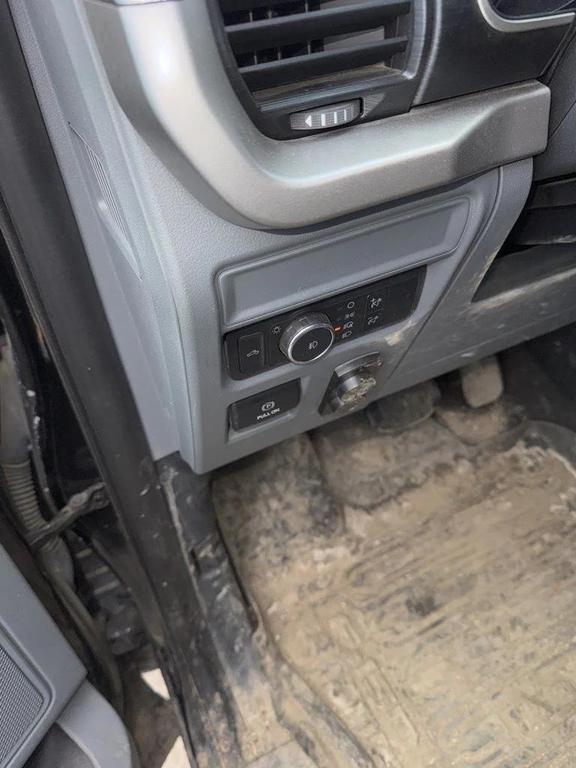 used 2021 Ford F-150 car, priced at $30,500