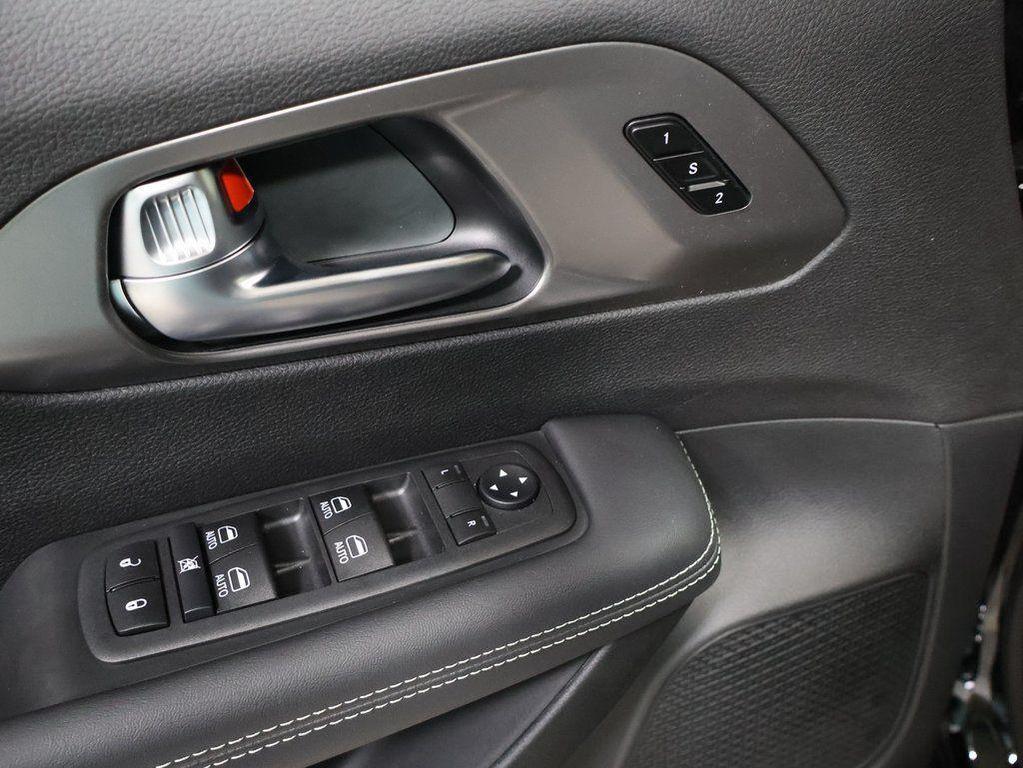 new 2026 Chrysler Pacifica car, priced at $49,068