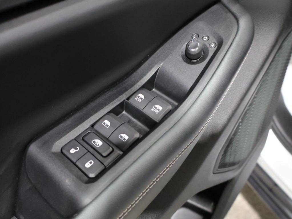 used 2023 Jeep Grand Cherokee car, priced at $30,000