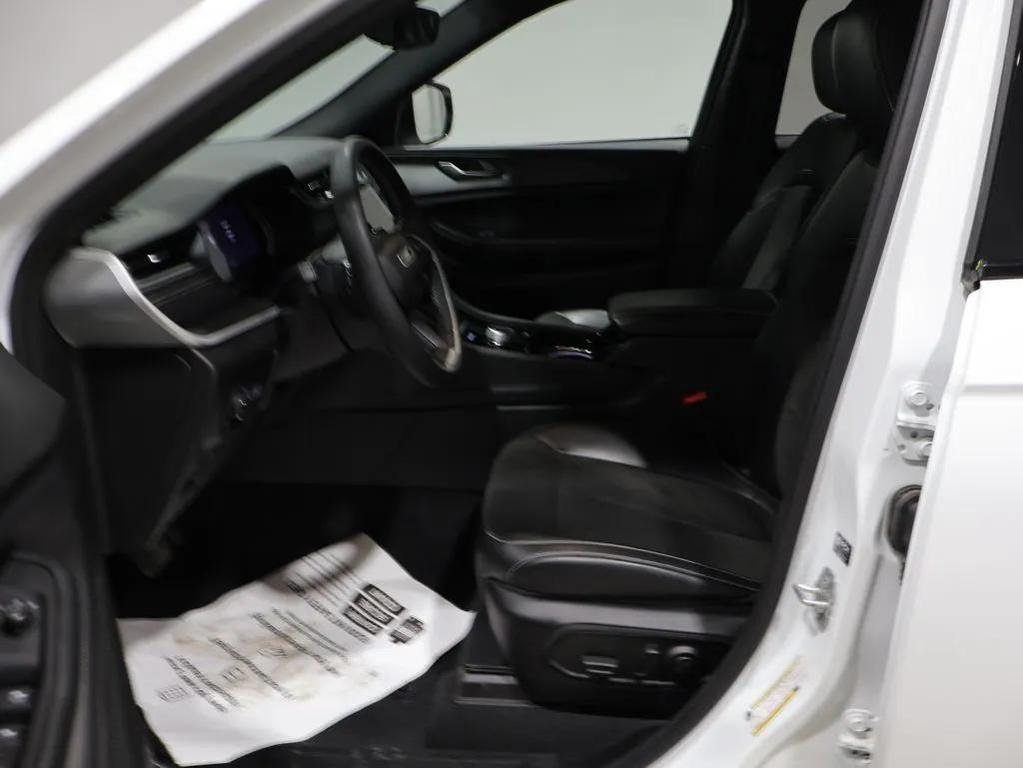 used 2023 Jeep Grand Cherokee car, priced at $32,500