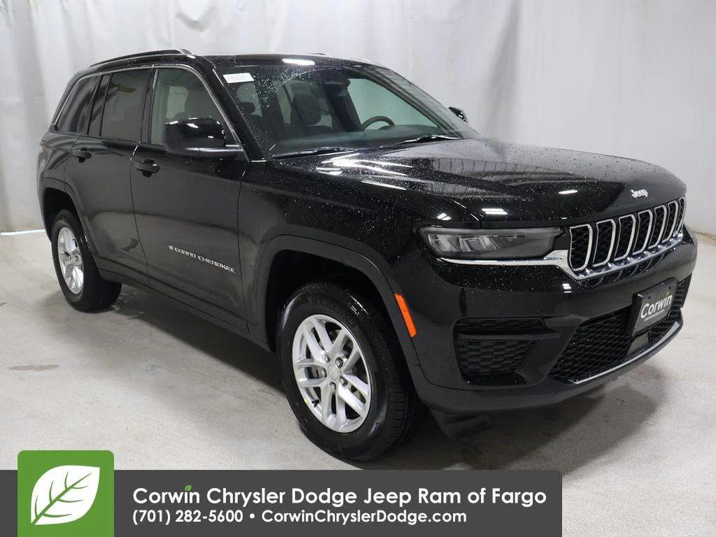new 2025 Jeep Grand Cherokee car, priced at $41,037