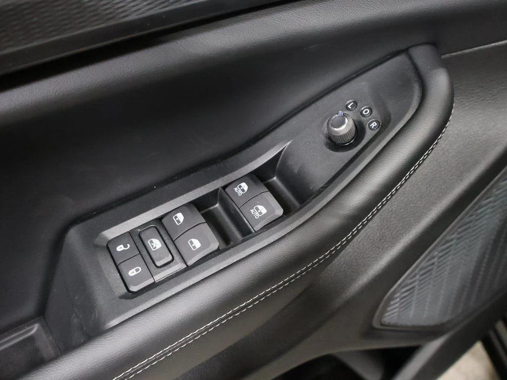 new 2025 Jeep Grand Cherokee car, priced at $41,037