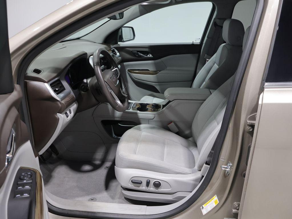 used 2023 GMC Acadia car, priced at $25,399