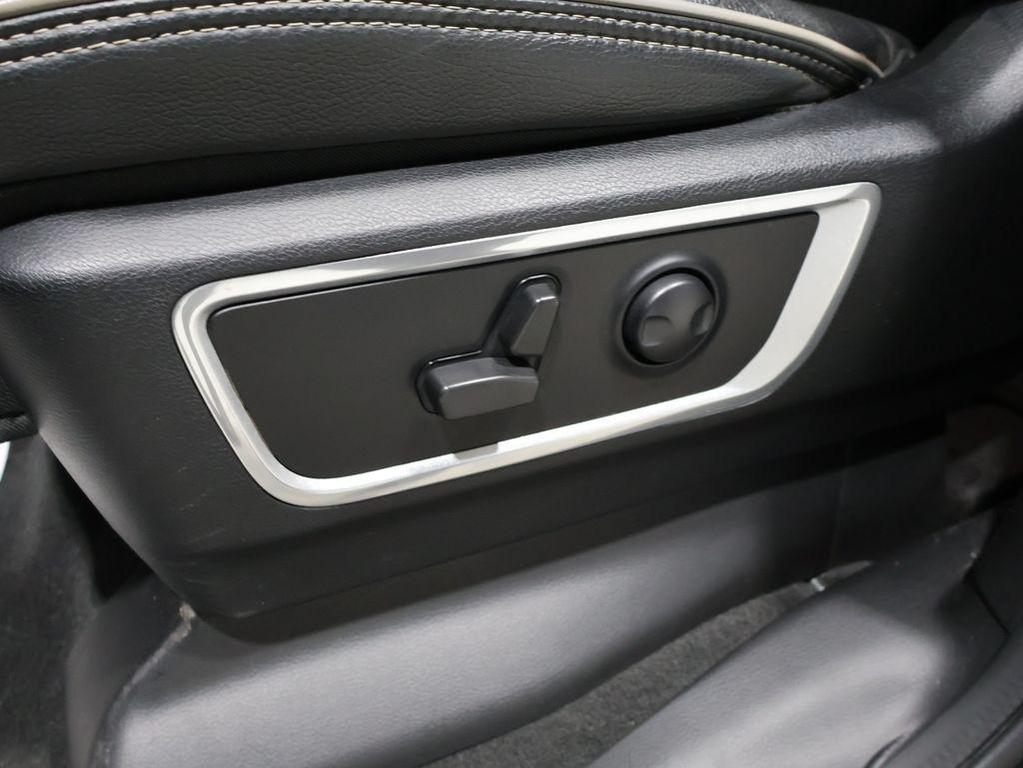 used 2022 Ram 1500 car, priced at $33,642