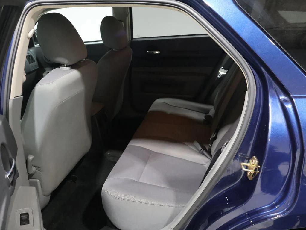 used 2005 Dodge Magnum car, priced at $6,500